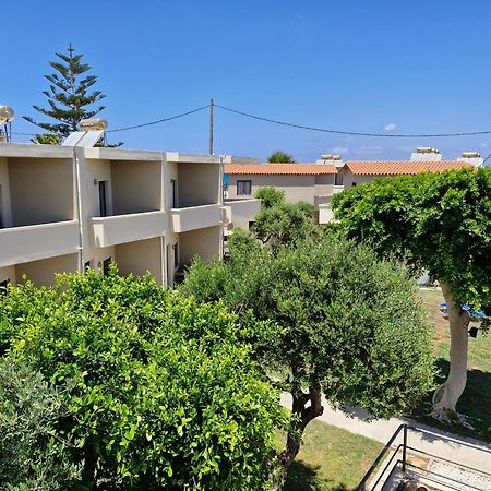 Goúrnes Creteco Hotel & Suites מראה חיצוני תמונה