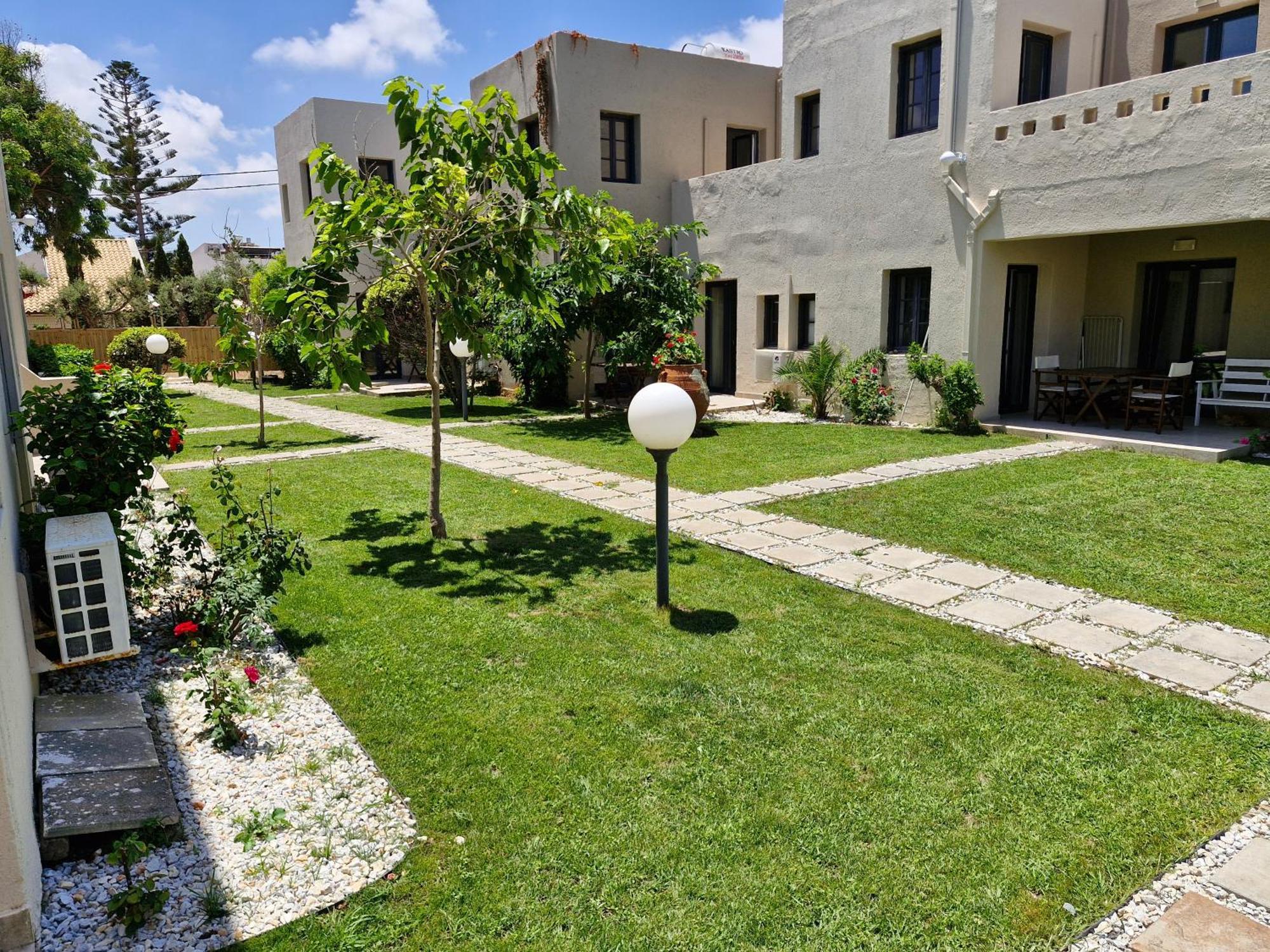 Goúrnes Creteco Hotel & Suites מראה חיצוני תמונה