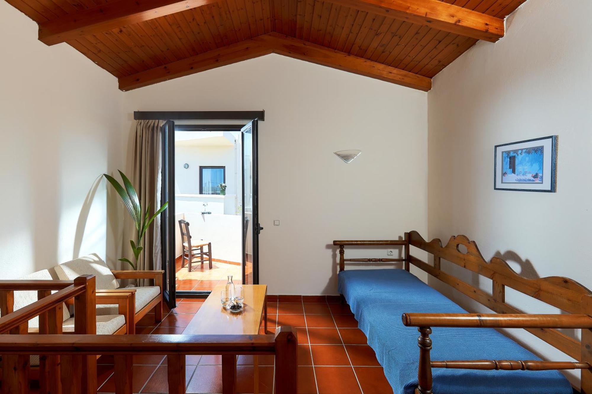Goúrnes Creteco Hotel & Suites מראה חיצוני תמונה