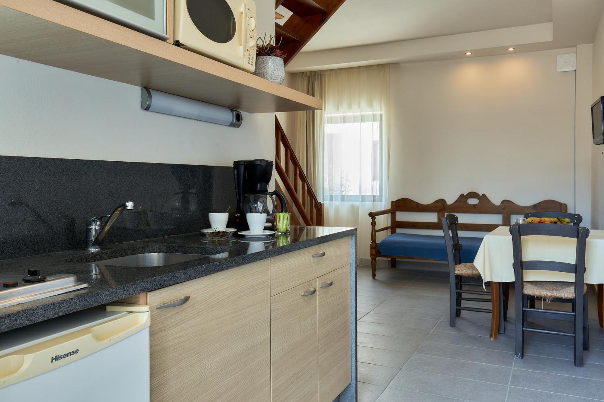 Goúrnes Creteco Hotel & Suites מראה חיצוני תמונה