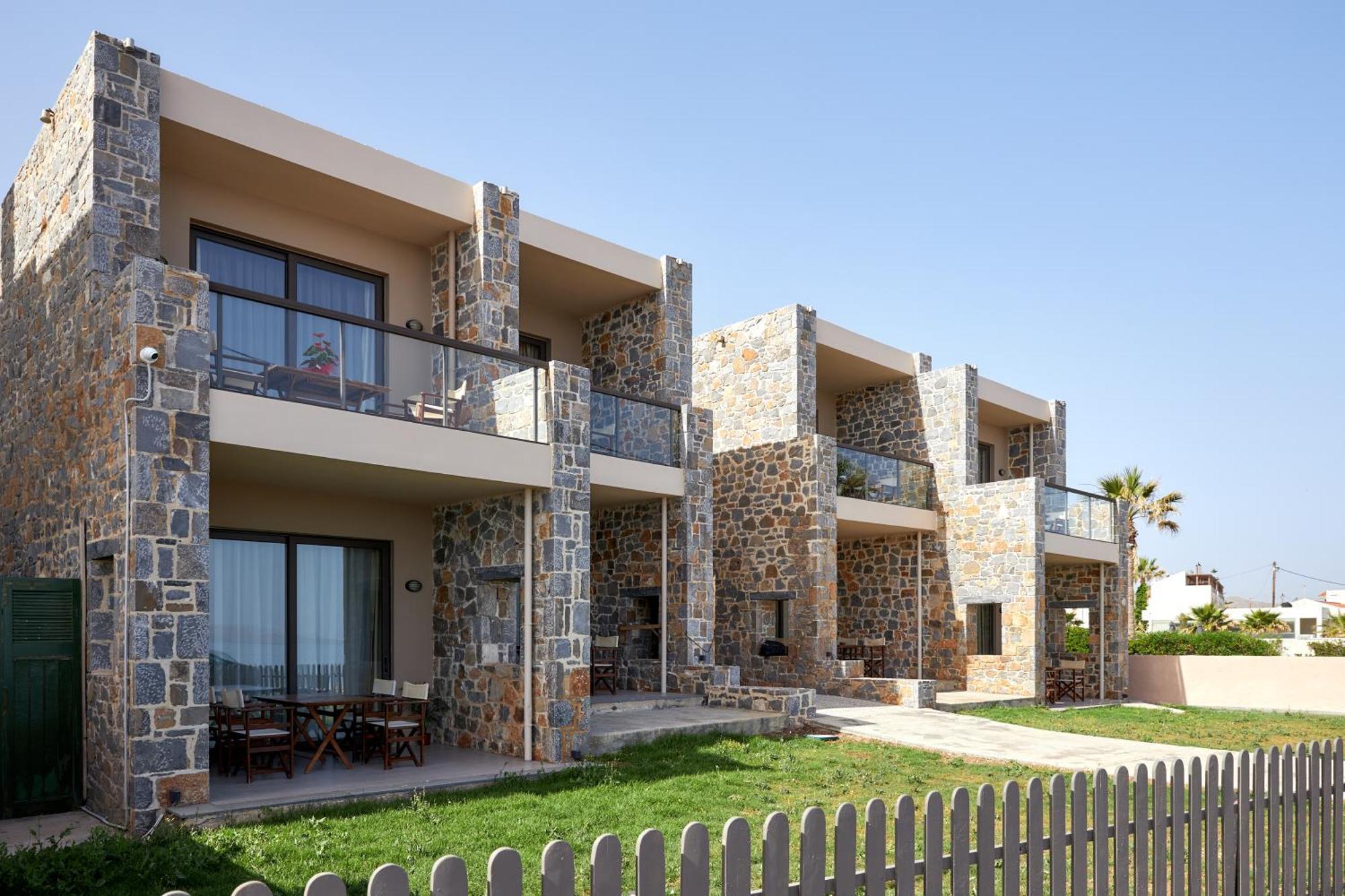 Goúrnes Creteco Hotel & Suites מראה חיצוני תמונה