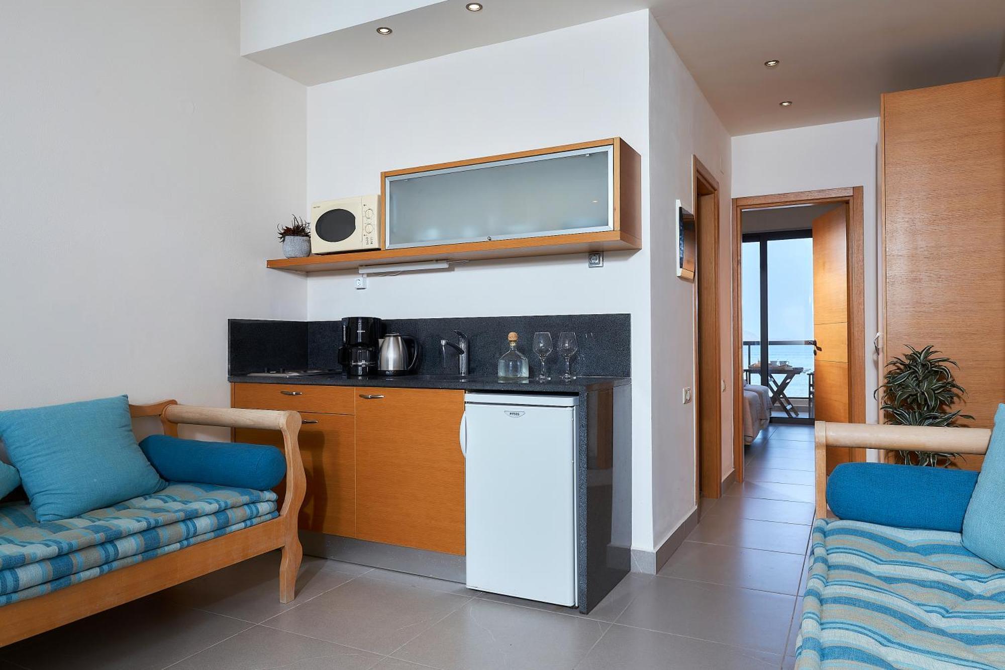 Goúrnes Creteco Hotel & Suites מראה חיצוני תמונה