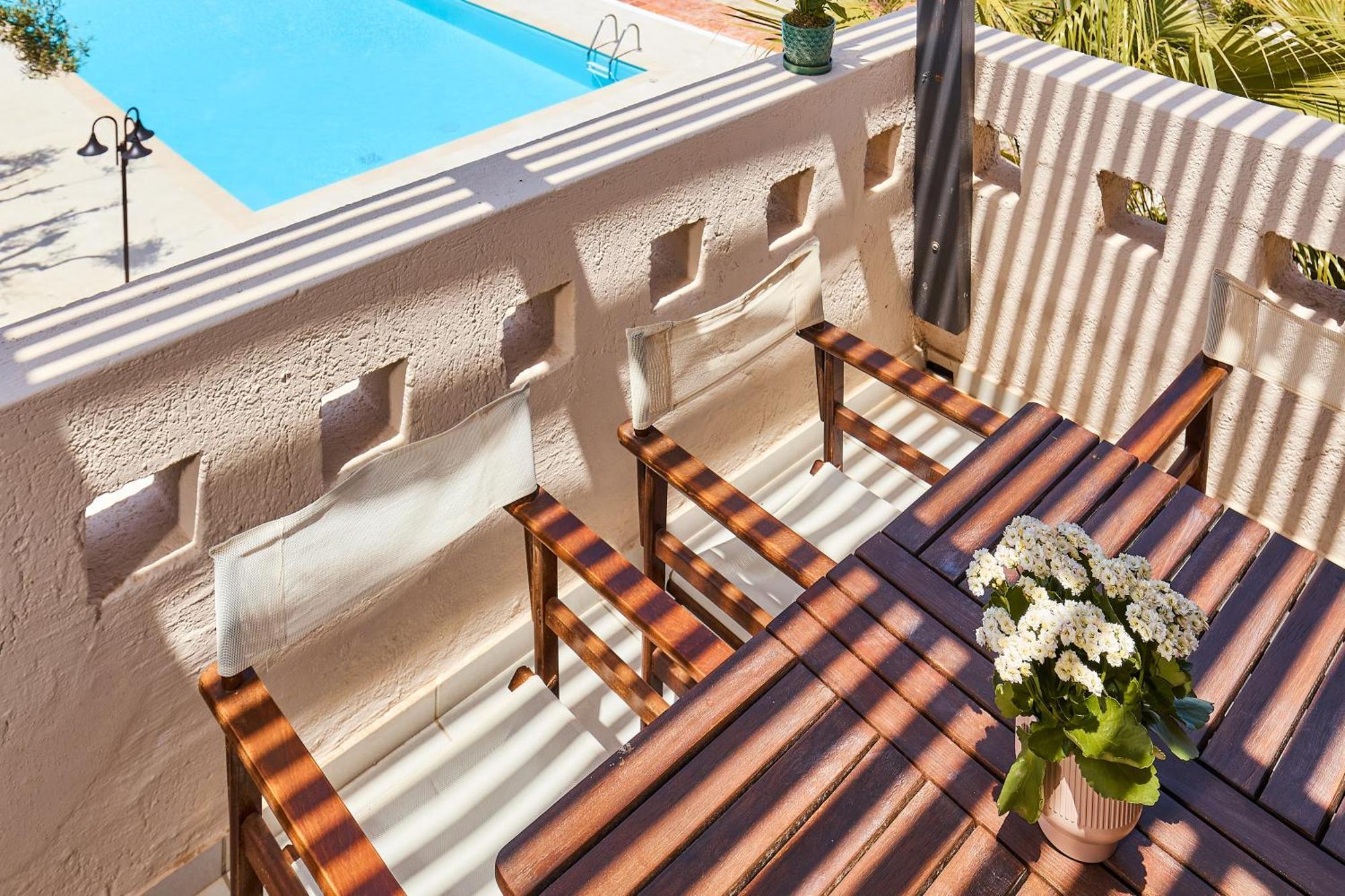 Goúrnes Creteco Hotel & Suites מראה חיצוני תמונה