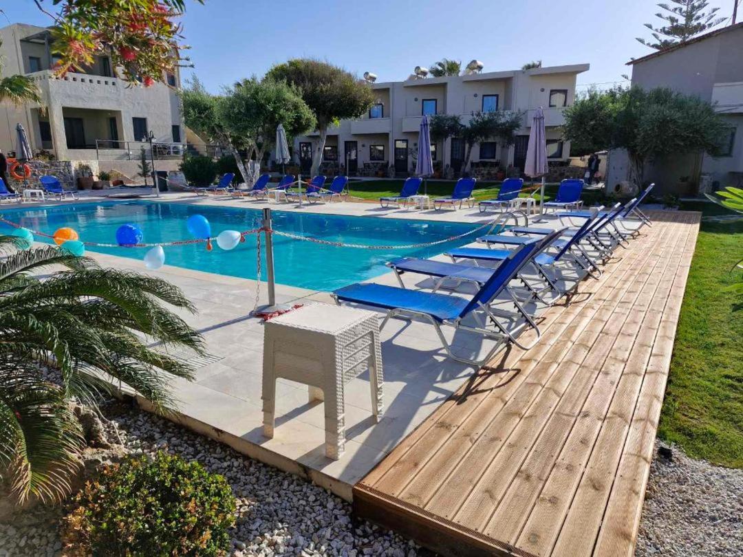Goúrnes Creteco Hotel & Suites מראה חיצוני תמונה