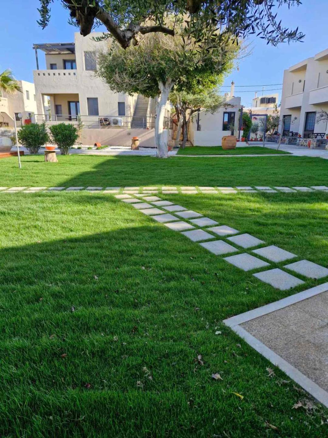 Goúrnes Creteco Hotel & Suites מראה חיצוני תמונה