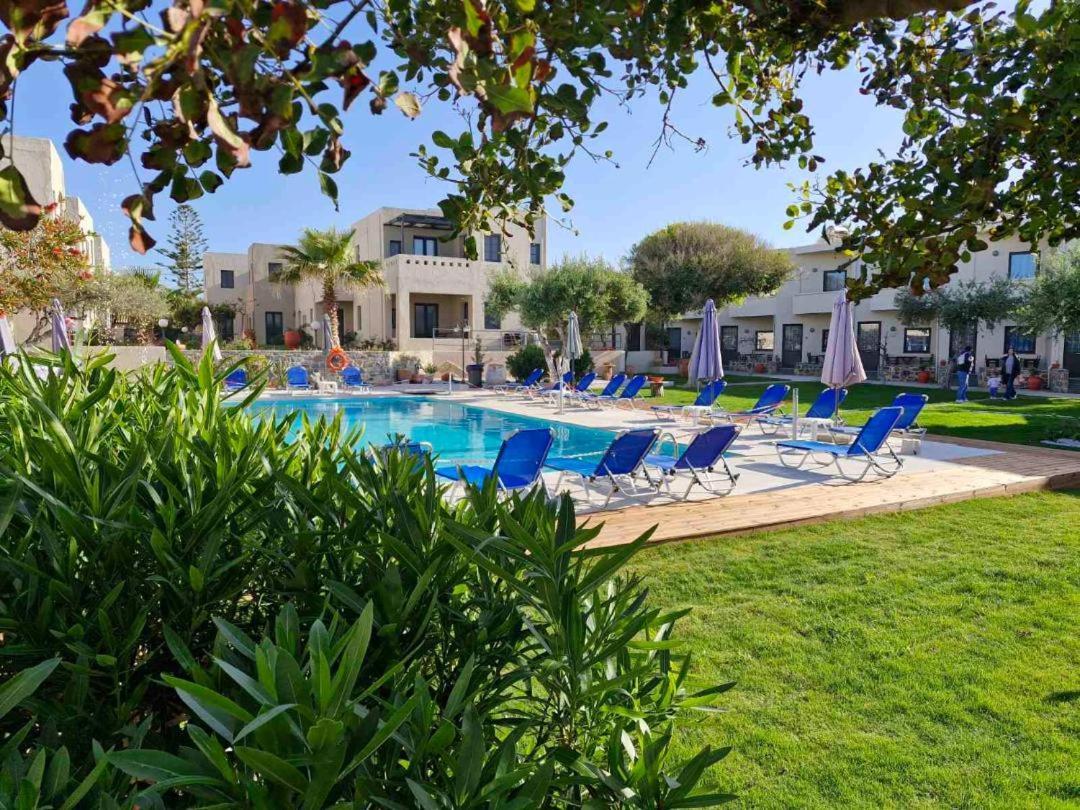 Goúrnes Creteco Hotel & Suites מראה חיצוני תמונה