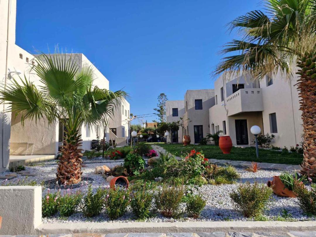 Goúrnes Creteco Hotel & Suites מראה חיצוני תמונה